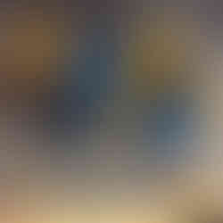 Latex-free balloon centerpieces, balloon backdrop - Eye Candy Balloons