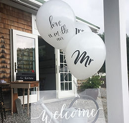 Wedding Balloons by Eye Candy Balloons